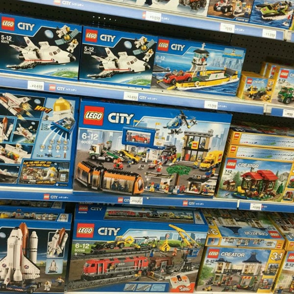 nhập sỉ lego